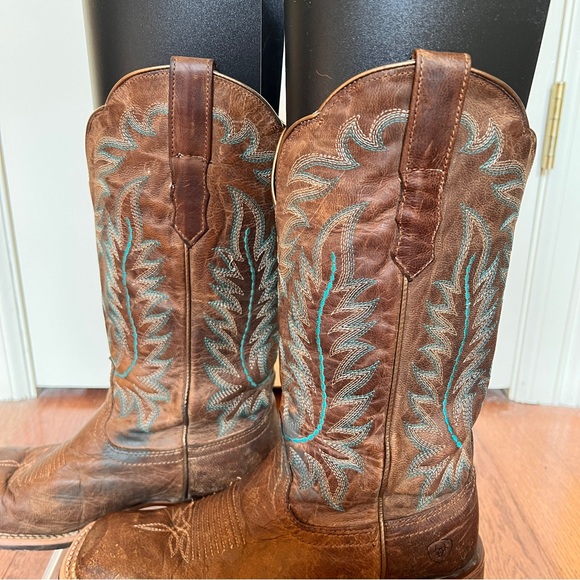 Ariat Distressed Leather Western Cowboy Boots Turquoise Stitching Womens 7B Boho - Picture 6 of 16